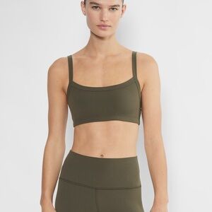 ARITZIA BUTTER Tumbler Bra Top (kombu)